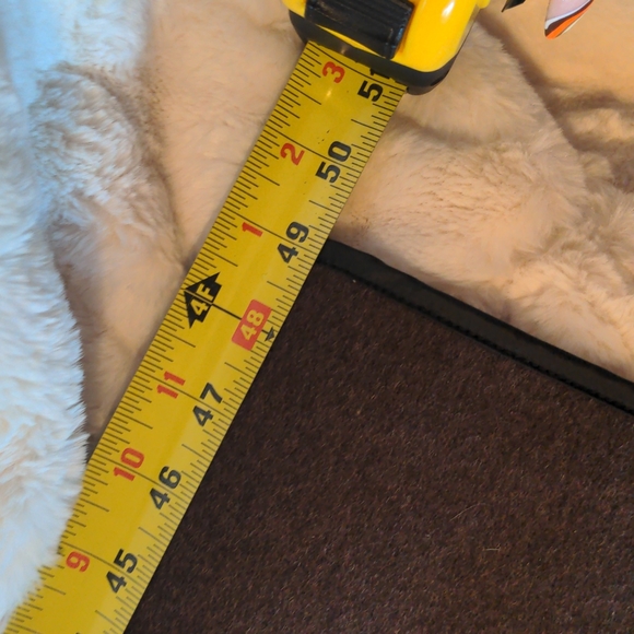 Beryll Cashmere Wool Reversible Cape - Picture 6 of 9